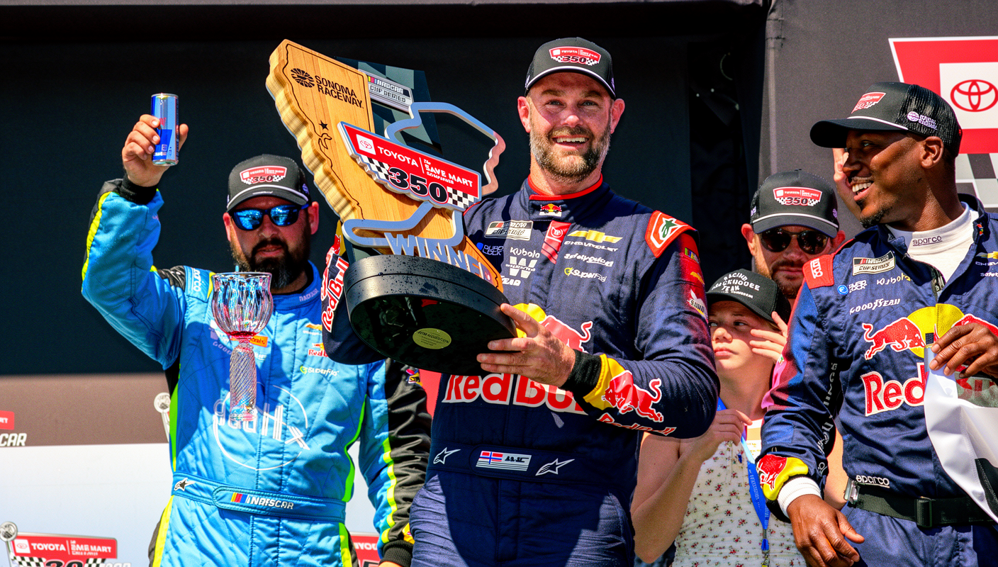 Shane van Gisbergen 逆袭夺冠背后的4大关键启示：九游会官方入口 - 九游会 在索诺玛的不可复制之路